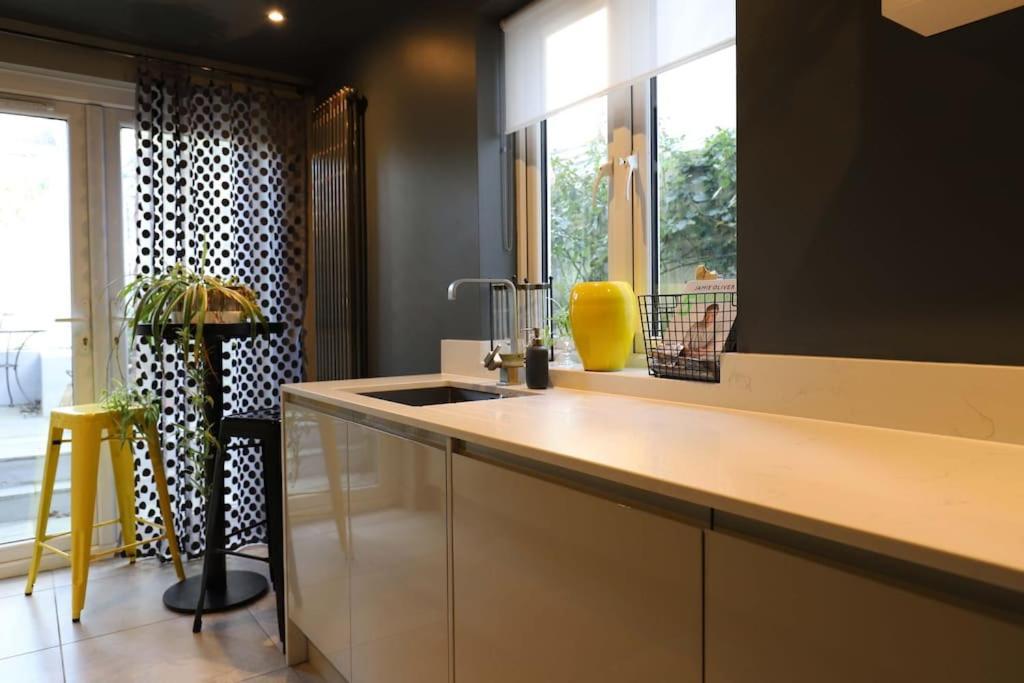 فيلا Stylish Townhouse 15 Mins To Laines & Seafront برايتون المظهر الخارجي الصورة