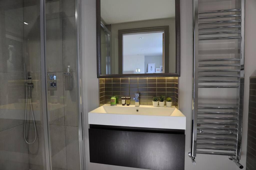 فيلا Stylish Townhouse 15 Mins To Laines & Seafront برايتون المظهر الخارجي الصورة